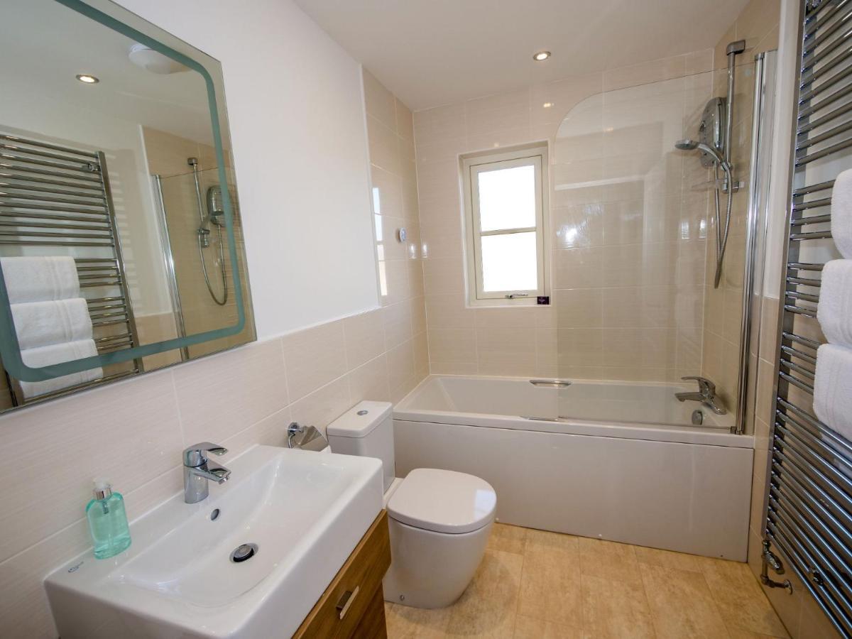 Holiday Home Devonvale Place By Interhome Kinross Luaran gambar